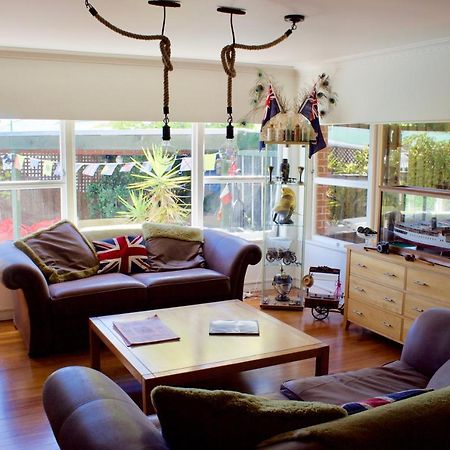 Driftwood House Bed And Breakfast Нельсон Экстерьер фото